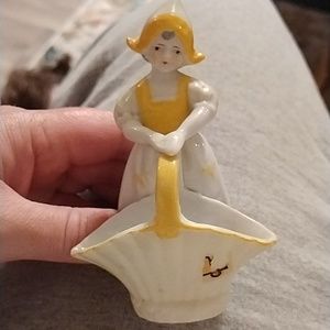 Vintage dutch girl basket toothpick holder